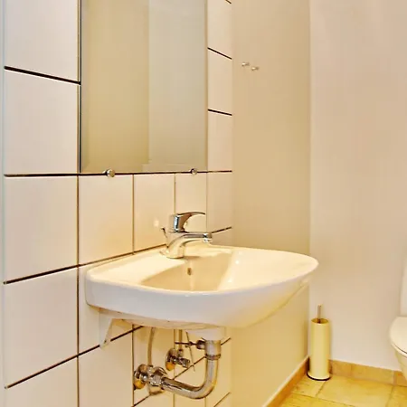 6 Person In Egernsund-by Traum *